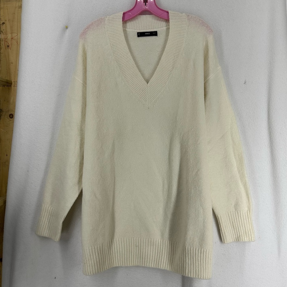 MNGโ V Neck Oversized Sweater Womens Large Cream